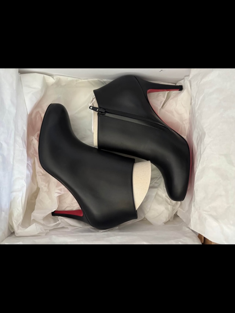 Christian Louboutin Ankle Boots – Black Leather – Size 39